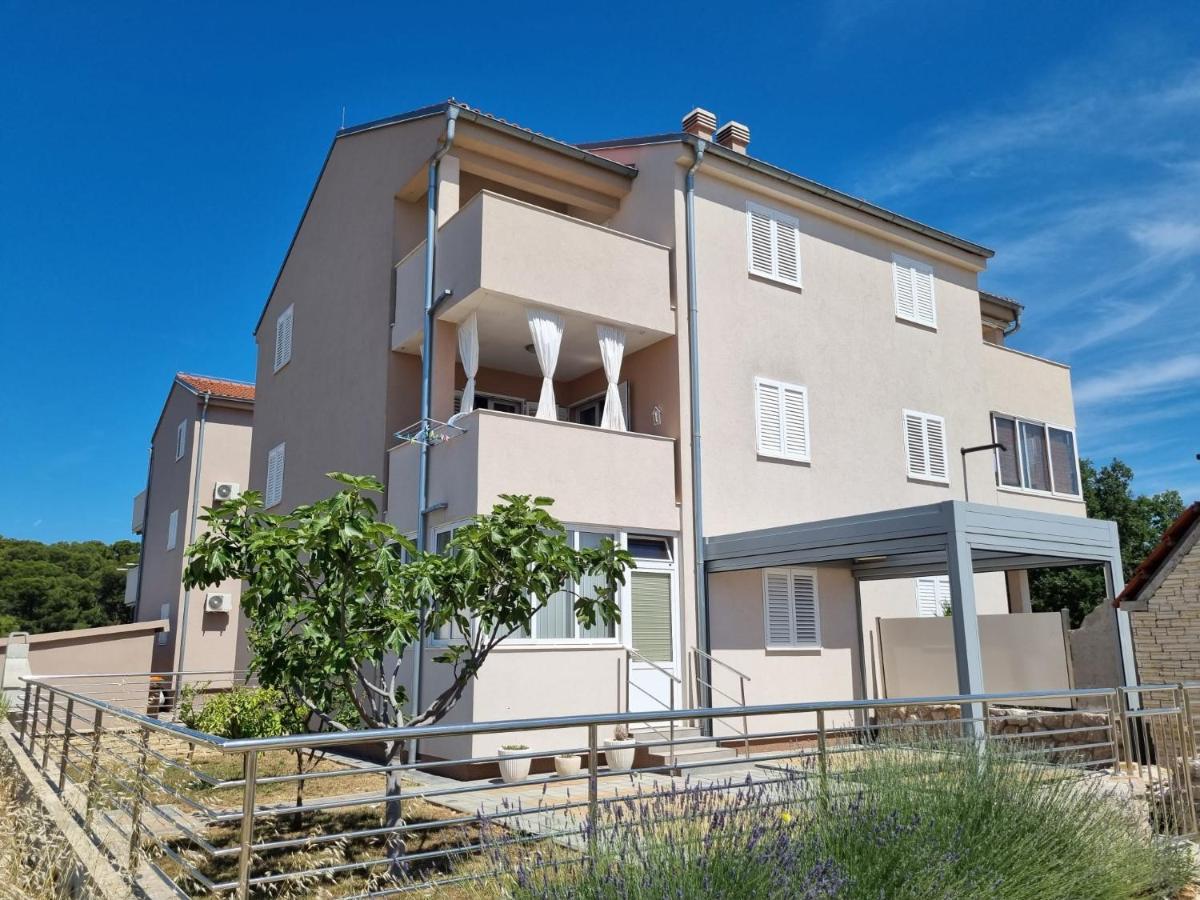 Apartman Marija Biograd Na Moru Exterior photo